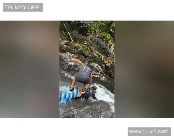 武汉极限运动队与重庆极限运动队赛后分析力量对决的精彩瞬间