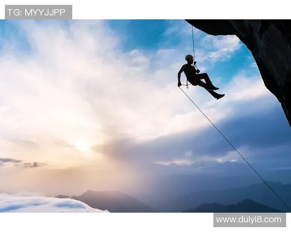 武汉攀岩队的灵活性揭秘：挑战极限与团队合作的完美结合